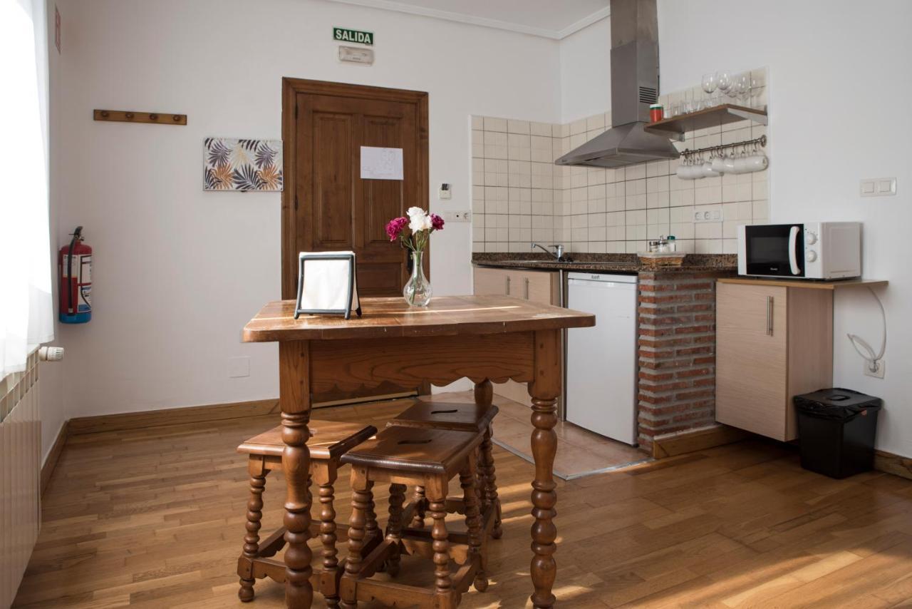 Apartamentos Alegría Santillana del Mar Exterior foto